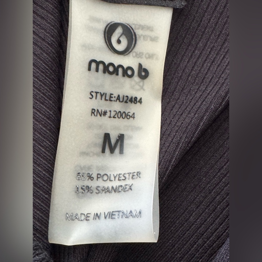 Mono B Size Medium Solid Black Ribbed Athletic Zi… - image 4